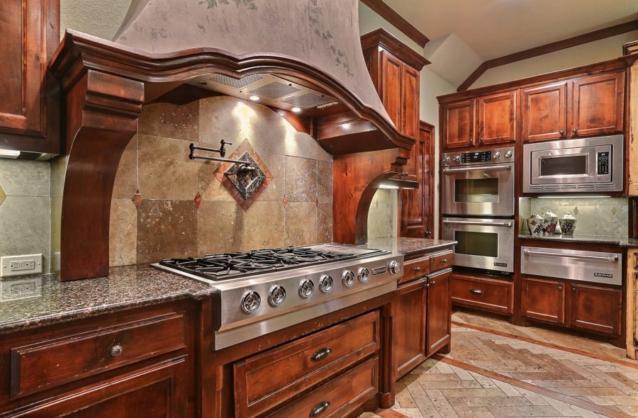 Luxury Cabinets on Your Kitchen | Kitchen Art Design