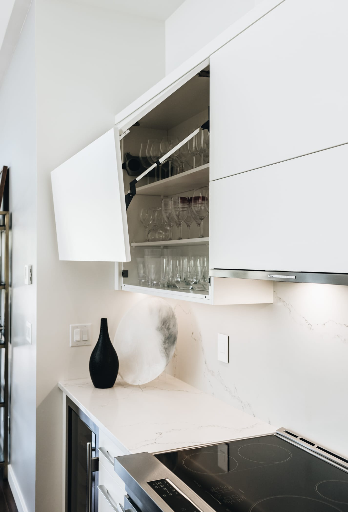 one-touch kitchen cabinet door - citation kitchens