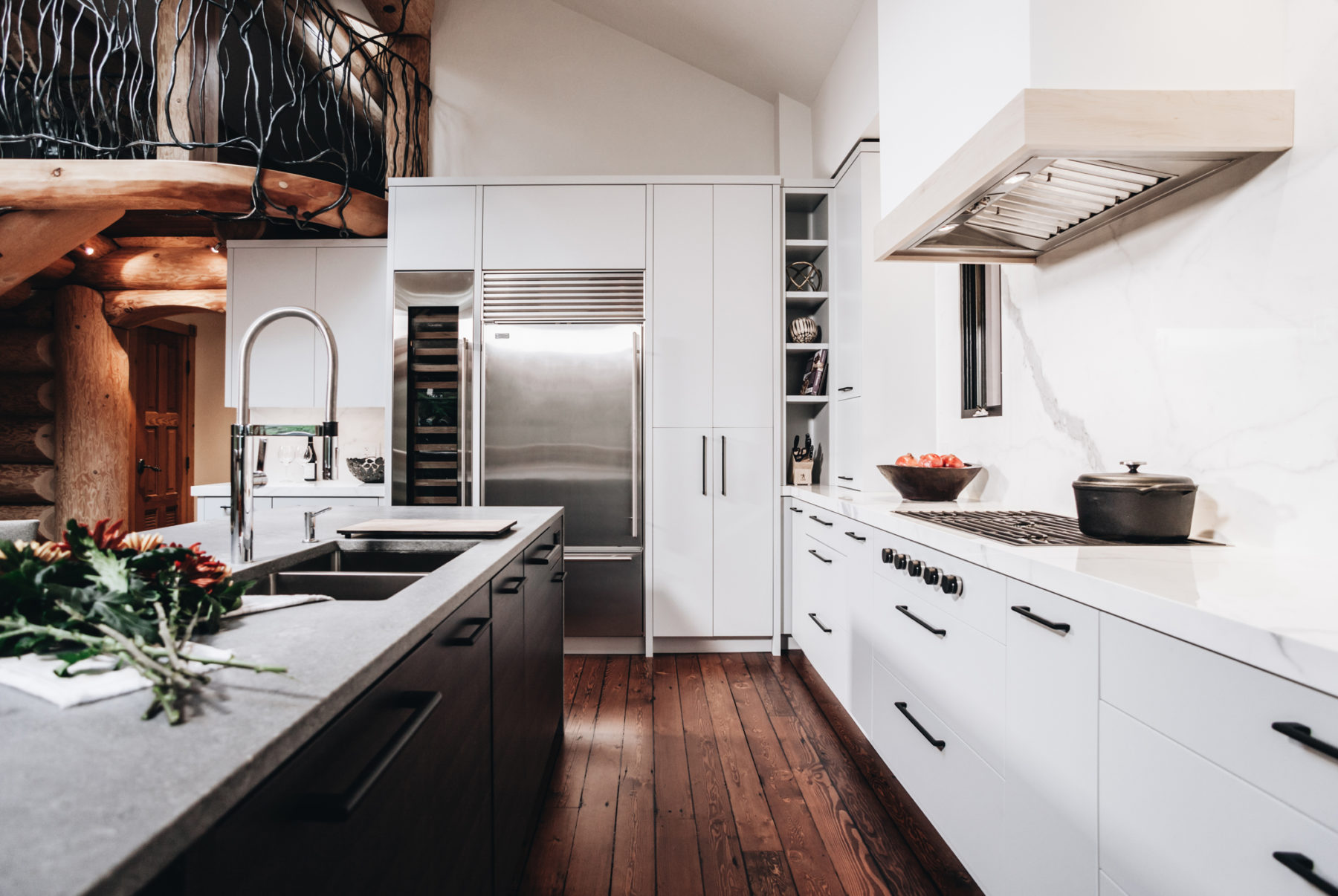 White Bright Modern Kitchen | Kitchen Art Design